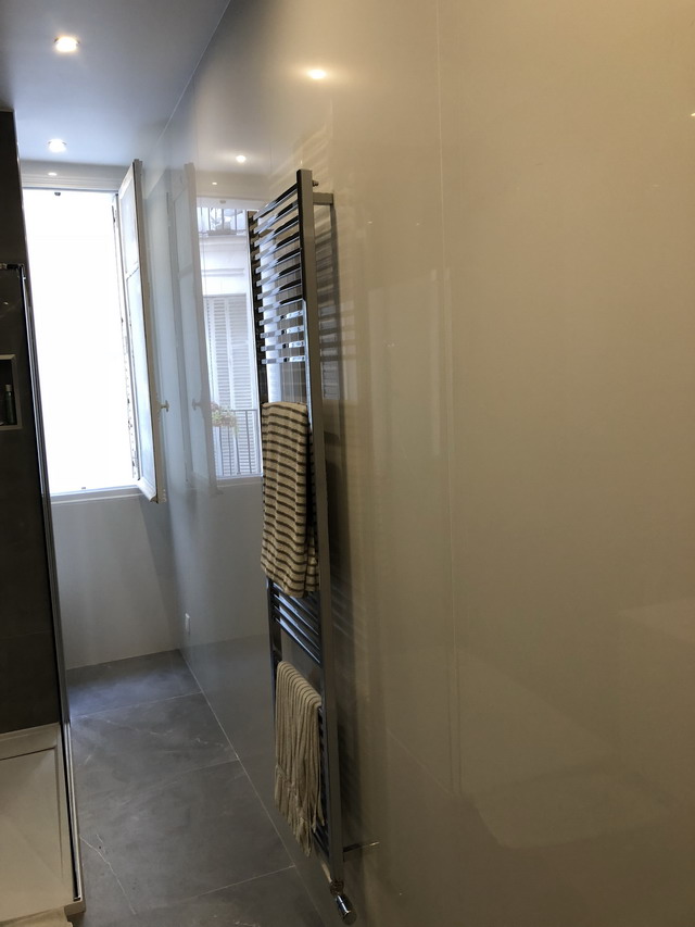 Revêtements des murs des salles d’eau